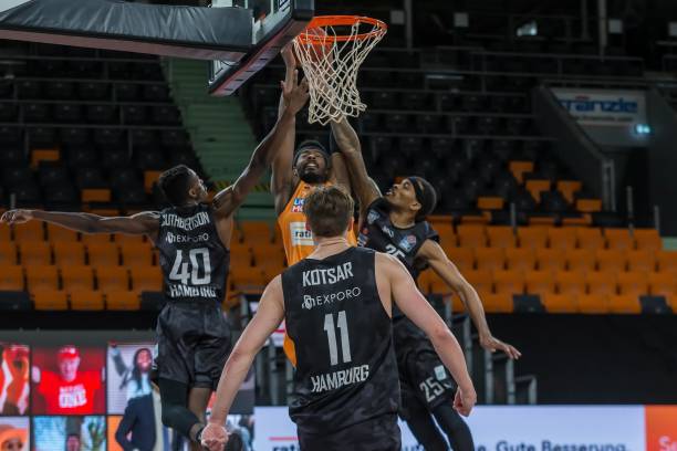 技战术调整 技战术调整