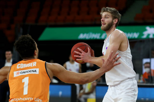 半场就建立 半场就建立