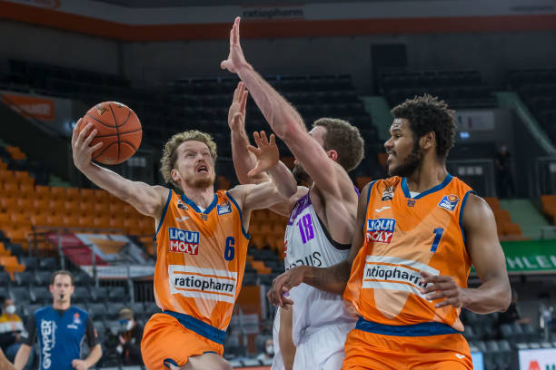 据最新转会 据最新转会