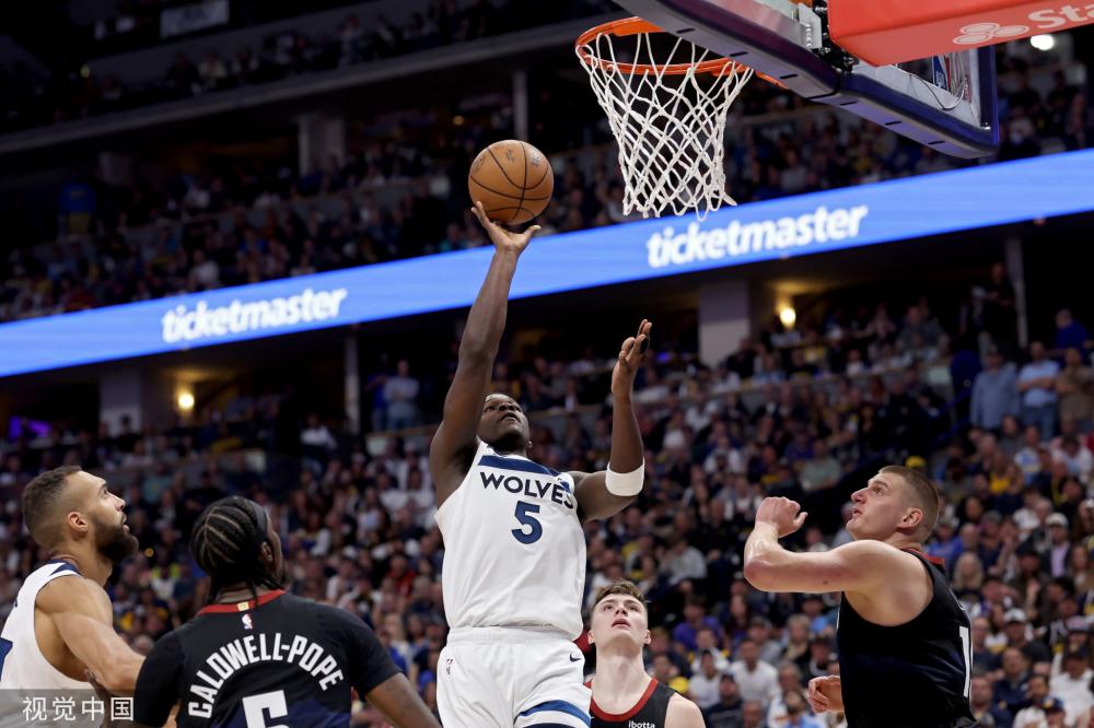 的DJ事业 的DJ事业